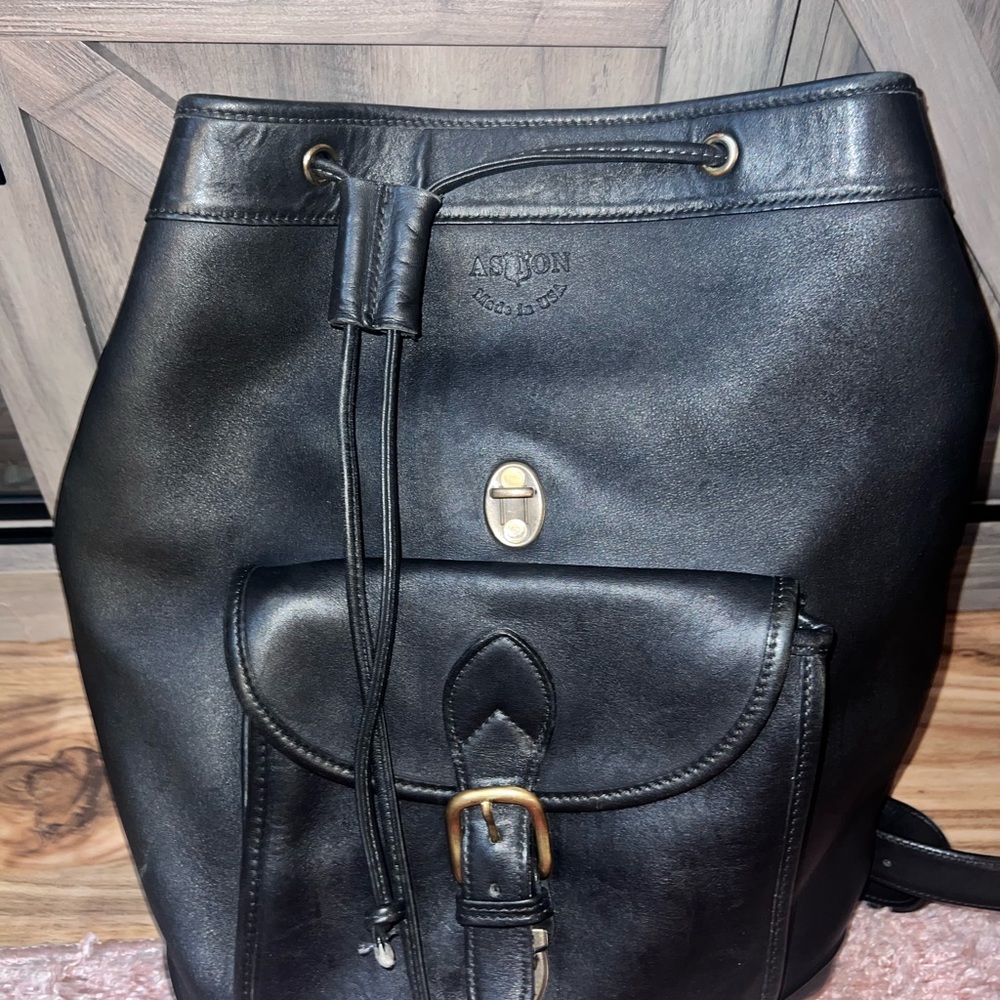 Aston Black Leather Large Drawstring Backpack Cla… - image 6